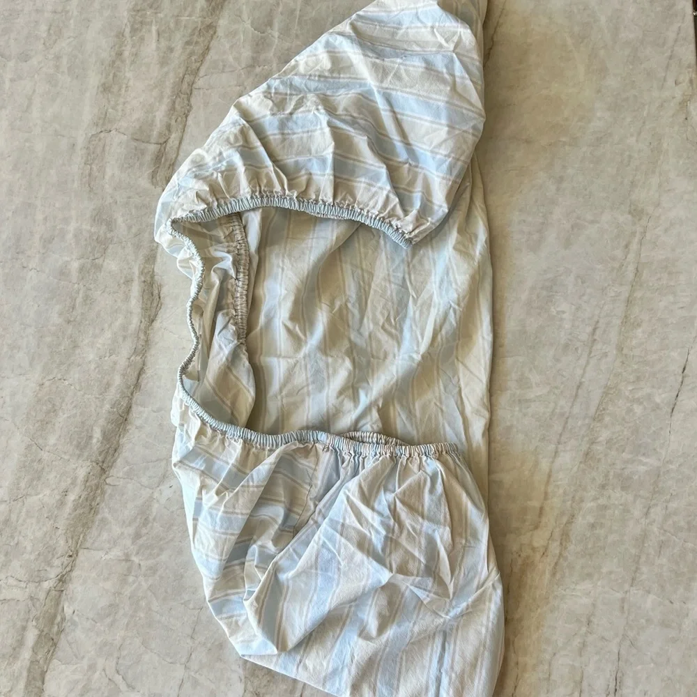 Restoration Hardware Kids fitted crib sheet